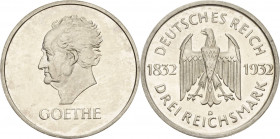 Gedenkausgaben
 3 Reichsmark 1932 J Goethe Jaeger 350 Avers leicht berieben, Polierte Platte