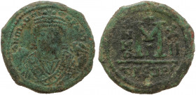 Maurice Tiberius AE 40 Nummi. Theoupolis (Antioch), dated RY 12 = AD 593/4.