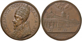 Roma. Alessandro VII (1655-1667). Medaglia anno XII (1666) AE gr. 24,47 diam. 41,5 mm. Opus Gaspare Morone-Mola. Per le opere di ristrutturazione dell...