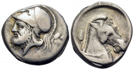 Anonymous, circa 300/280-276 BC. Didrachm (Silver, 20 mm, 7.03 g, 9 h), uncertain mint (Neapolis?). Helmeted head of Mars to left; oak spray to right....