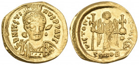Justin I, 518-527. Solidus (Gold, 20.5 mm, 3.90 g, 7 h), Constantinople, 4th officina (Δ), 522-527. D N IVSTI-NVS PP AVG Helmeted and cuirassed bust o...