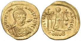 Justinian I, 527-565. Solidus (Gold, 20.5 mm, 3.91 g, 6 h), Constantinople, 10th officina (I), 527-538. DN IVSTINI-ANVS PP AVI Diademed, helmeted and ...
