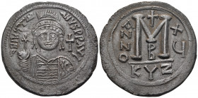 Justinian I, 527-565. Follis (Bronze, 20 mm, 23.08 g, 12 h), Cyzicus, 2nd officina (B), year 15 = 541-542. D N IVSTINIANVS P P AVG Helmeted and cuiras...