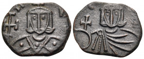 Nicephorus I, with Stauracius, 802-811. Follis (Bronze, 19 mm, 2.35 g, 6 h), Syracuse, 803-811. N - I/K/H Crowned bust of Nicephorus I facing, wearing...