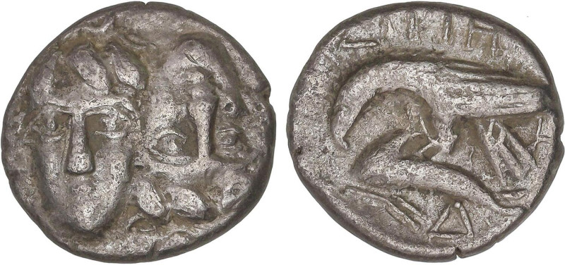 GREEK COINS
Estátera. 400-350 a.C. ISTROS. TRACIA. Anv.: Dos cabezas masculinas...