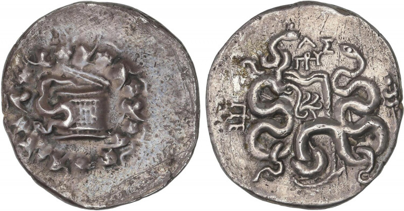 GREEK COINS
Tetradracma Cistóforo. 133 a.C. PÉRGAMO. Anv.: Cista mística, dentr...