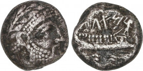 GREEK COINS
Estátera. 360-332 a.C. ARADOS. FENICIA. Anv.: Cabeza laureada y barbada de Melkart a derecha. Rev.: Galera a izquierda sobre olas, arriba...