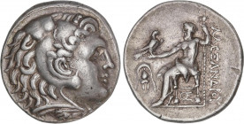 GREEK COINS
Tetradracma. 336-323 a.C. ALEJANDRO MAGNO. URBES INCIERTAS DE MACEDONIA. Anv.: Cabeza de Hércules con piel de león a derecha. Rev.: Zeus ...