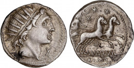 ROMAN COINS: ROMAN REPUBLIC
Denario. 109-108 a.C. AQUILLIA. Man Aquillius. SUR DE ITALIA. Anv.: Cabeza radiada del Sol a derecha, delante X. Rev.: Di...