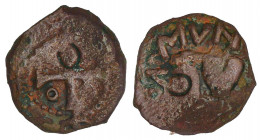 MEDIEVAL COINS: LOCAL COINS OF CATALONIA AND PELLOFES
Senyal. AGRAMUNT. 1,23 grs. AE. Resello en A/. Y R/. Cru.VS-1334. MBC-.
