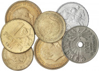 PESETA SYSTEM: ESTADO ESPAÑOL
Lote 7 monedas 10, 25 Céntimos, 1 Peseta (2) y 2,50 Pesetas (2). 1937 a 1963. 10 Céntimos 1953, 25 Céntimos 1937, 1 Pes...