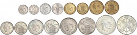 PESETA SYSTEM: ESTADO ESPAÑOL
Serie 8 monedas 10 Céntimos a 100 Pesetas. (*71). En tira original F.N.M.T. La de 100 Pesetas (*19-70). PRUEBAS.
