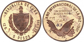 WORLD COINS: CUBA
Prueba 5 Pesos. 1986. 11,95 grs. Latón. Año Internacional de la Paz. KM-158 var metal. SC.
