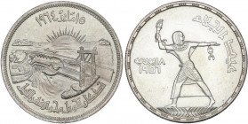 WORLD COINS: EGYPT
Lote 2 monedas 50 Piastras. 1956 y 1964. AR. Evacuación británicos y canalización del Nilo. Brillo original. KM-386,407. SC-.