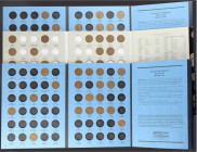 WORLD COINS: UNITED STATES
Lote 96 monedas 1 Centavo. 1909 a 1974. AE. En cuatro albumes originales (3 de ellos tipo Whitman). A EXAMINAR. BC+ a SC.