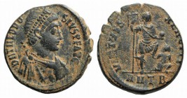 Theodosius I (379-395). Æ (21mm, 5.28g, 11h). Antioch, 383-8. Pearl-diademed, draped, and cuirassed bust r. R/ Emperor standing r., holding labarum an...