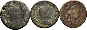 Lot of 3 Greco-Roman bronzes. TO EXAMINE. F. Est...45,00. 


 SPANISH DESCRIPTION: Lote de 3 bronces greco-romanos. A EXAMINAR. BC. Est...45,00.