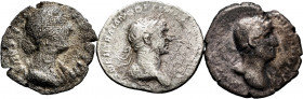 Lot of 3 denarius from the Roman Empire. TO EXAMINE. Almost F/F. Est...45,00. 


 SPANISH DESCRIPTION: Lote de 3 denarios del Imperio Romano. A EXA...
