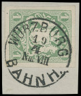 Markenausgaben
Bayern
1867, 1 Kreuzer Wappen grün, zwei Kabinett-Briefstück mit Marken in unterschiedlichen Nuancen, mit sehr sauberen Bahnhofs-K1 v...