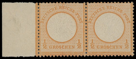 Brustschilde
Deutsches Reich
1872, Großer Brustschild: 1/2 Groschen orange, waagerechtes Paar vom linken Bogenrand, postfrisch (eine Marke winzige H...