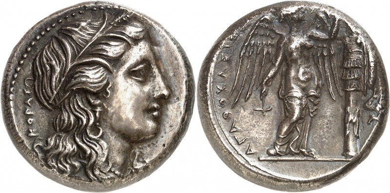 Sicile, Syracuse, Agathoklès (317-289 av J-C). Tétradrachme c.310-306 av. J.-C.,...