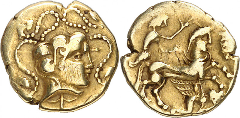 Vénètes (IIe - Ier siècle av. J.-C.). Quart de statère d'or, à la petite tête nu...