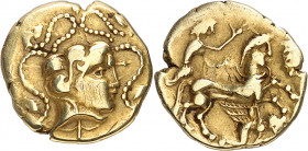 Vénètes (IIe - Ier siècle av. J.-C.). Quart de statère d'or, à la petite tête nue IIe s. av. J.-C.
Av. Profil à droite d’une petite tête nue, ronde e...