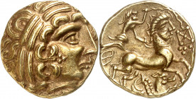 Aulerques Diablintes (IIe siècle av J-C). Statère d’or IIe s. av. J.-C.
Av. Profil apollinien lauré, à droite. Sous l'oreille pendentif à trois point...
