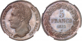 Léopold Ier (1831-1865). Essai de 5 francs, Flan bruni (PROOF) 1832, Bruxelles.
Av. LEOPOLD PREMIER ROI DES BELGES. Tête laurée à gauche, signature B...