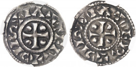 Charles III le Gros (876-887). Denier ND (881-887), Atelier indéterminé.
Av. (à 11 h.) + IA + TER + CIIS. Croix pattée cantonnée de quatre globules. ...