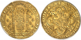 Charles V (1364-1380). Franc à pied ND (1365).
Av. KAROLVSx DIx GR - FRANCORVx REX. Le Roi, couronné, debout sous un dais accosté de lis, portant une...