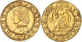 Ferrare (duché de), Hercule Ier d’Este (1471-1505). Ducat ND (1471-1505), Ferrare.
Av. HERCVLES. DVX. FERRARIE. Buste cuirassé à gauche d'Hercule Ier...