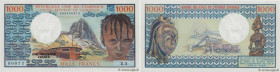 Country : CAMEROON 
Face Value : 500 Francs Petit numéro 
Date : (1974) 
Period/Province/Bank : B.E.A.C. 
Department : République Unie du Cameroun 
Ca...