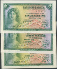 Conjunto de 3 billetes de 5 Pesetas emitidos en 1935, sin serie. (Edifil 2017: 363). SC/EBC.