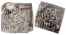Meriníes de Marruecos. A nombre del Corán. 1/2 dirhem. (V. 2130, como almohade) (Hazard 1146). Lote de 2 piezas, estilos muy distintos. Acuñación desc...