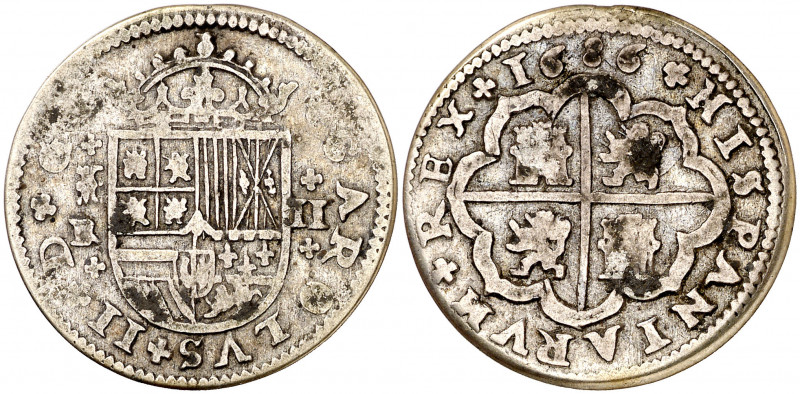 1686. Carlos II. Segovia. BR. 2 reales. (AC. 448). 7,03 g. BC+.