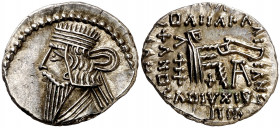 Imperio Parto. Vologases III (105-147 d.C.). Ecbatana. Dracma. (S.GIC. 5831 sim) (Mitchiner A. & C. W. 672 sim). Bella. 3,76 g. EBC.