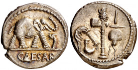 (49 a.C.). Julio César. Denario. (Spink 1399) (S. 49) (Craw. 443/1). Rara así. 3,98 g. EBC-.