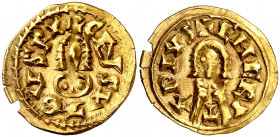 Chindasvinto (642-653). Emerita (Mérida). Triente. (CNV. 430.5) (R.Pliego 550c). Cospel ligeramente faltado. Escasa. 1,41 g. MBC+.