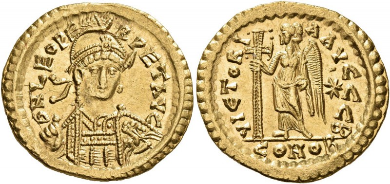 Leo I, 457-474. Solidus (Gold, 21 mm, 4.52 g, 5 h), Constantinopolis, circa 462 ...