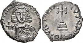 Anastasius II Artemius, 713-715. Hexagram (Silver, 20 mm, 3.57 g, 5 h), Constantinopolis, 713 (?). D N ARTЄMIЧS ANASTASIЧS MЧL Crowned and diademed bu...
