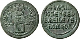 Basil I the Macedonian, 867-886. Follis (Bronze, 27 mm, 8.37 g, 7 h), Constantinopolis, 879-886. +bASILIOS bASILЄVS✱ Basil, crowned, enthroned facing,...