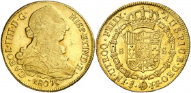 1807. Carlos IV. Santiago. JF. 8 escudos. (AC. 1781) (Cal.Onza 1183). Golpecito en el canto. Leves rayitas. Precioso color. Escasa. 26,83 g. MBC+/EBC-...