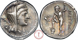 Bruttium, Ligue des Brettiens, Drachme, 215-205 avant J.-C., Av. Buste diadémé et drapé d'Héra à droite, un sceptre sur l'épaule, dans les champ à gau...