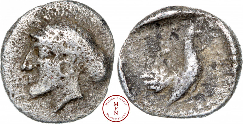 Lesbos, Methymna, Hemiobole, Ca. 500-460, Av. Tête de Nymphe à gauche, Rv. Coq à...