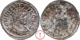 Carin (282-285), Aurélianus, 283, Lyon, Av. CARINVS NOBIL CAES, Buste radié, drapé et cuirassé à droite, Rv. SAECVLI FELICITAS, Carin debout à droite,...