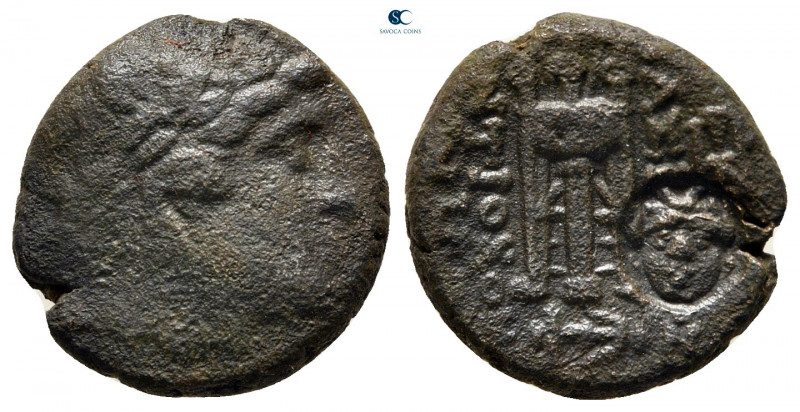 Seleukid Kingdom. Antiochos II Theos 261-246 BC. 
Bronze Æ

16 mm, 3,60 g

...
