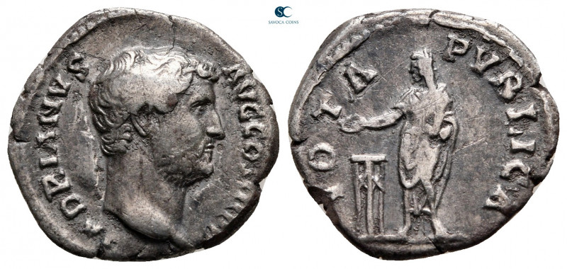 Hadrian AD 117-138. Rome
Denarius AR

18 mm, 2,70 g



nearly very fine