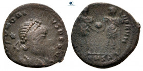 Honorius AD 393-423. Constantinople. Nummus Æ