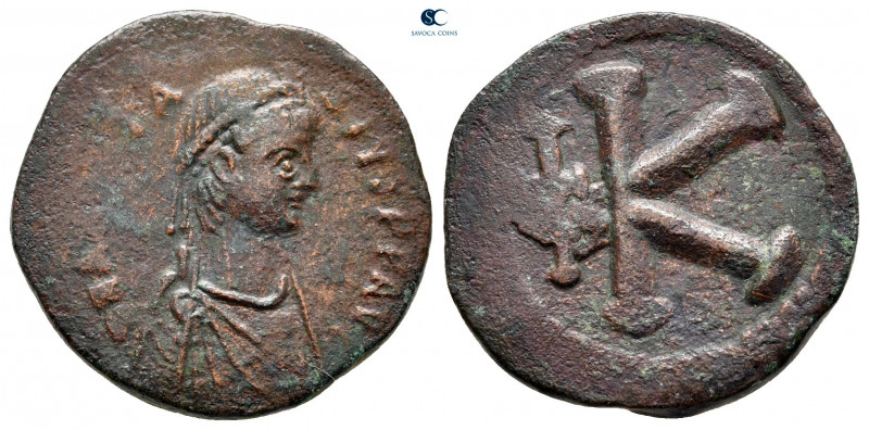 Anastasius I AD 491-518. Constantinople
Half Follis or 20 Nummi Æ

22 mm, 4,2...